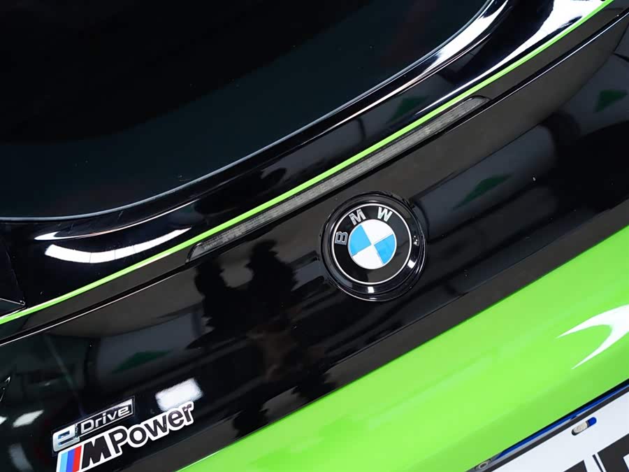 BMW i8 2016 صورة سيارة #9