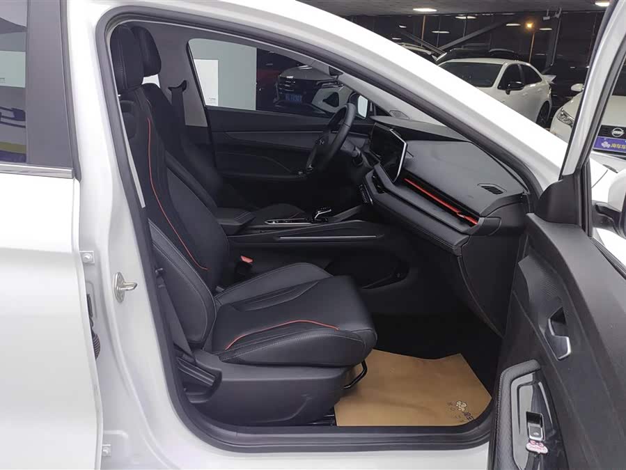 GEELY Binray 2023 car image #9