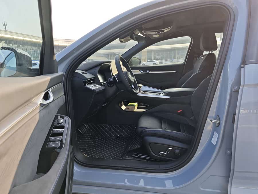 GEELY Preface 2025 изображение автомобиля #9