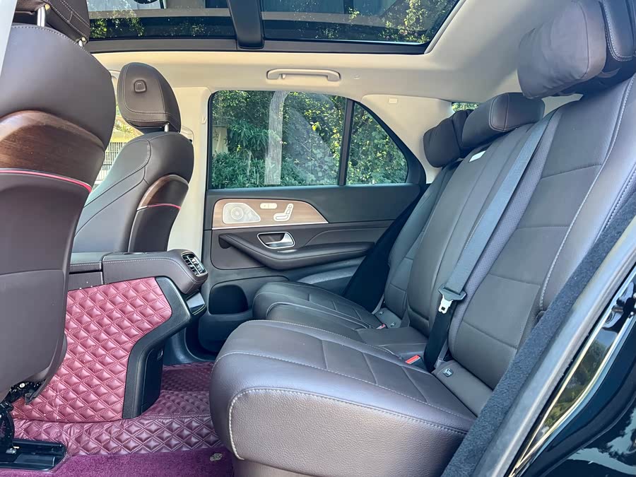 Mercedes-Benz GLE Class New Energy 2022 car image #9