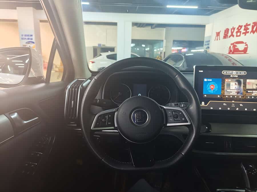 BYD Tang 2019 car image #9