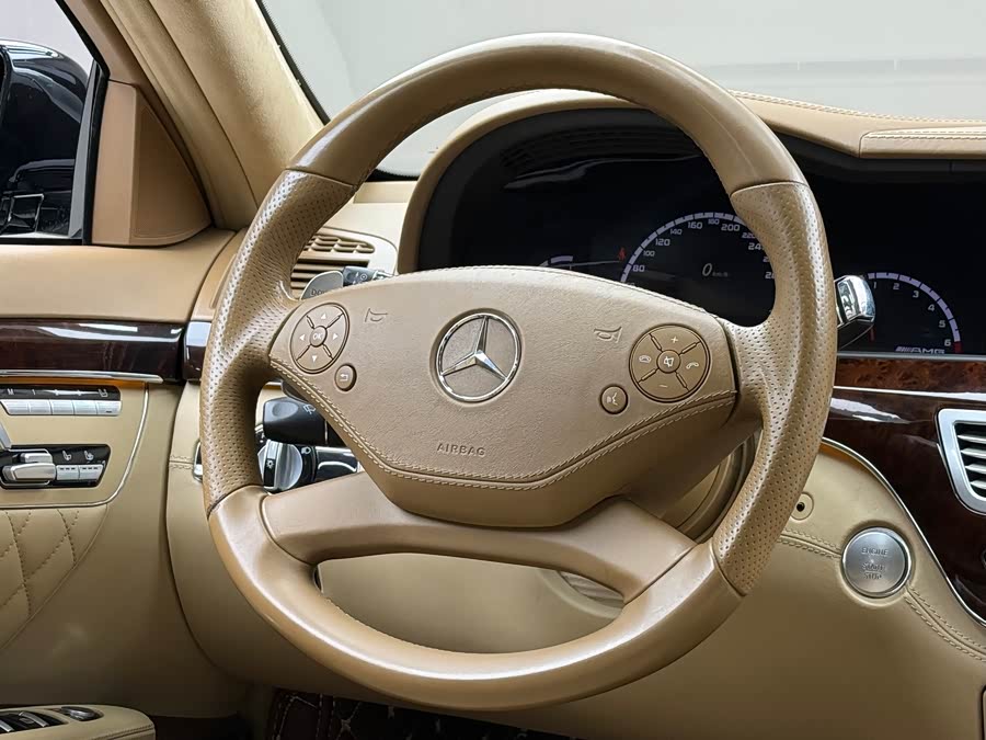 Mercedes-Benz S AMG 2010 car image #9
