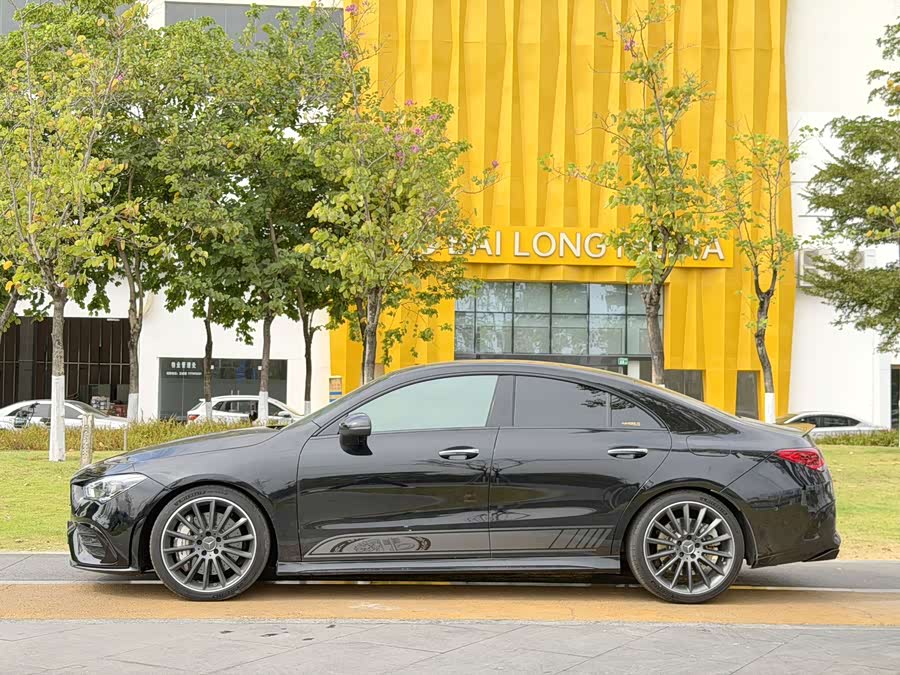 Mercedes-Benz CLA AMG 2023 #9 Mercedes-Benz CLA AMG 2023 صورة سيارة #9