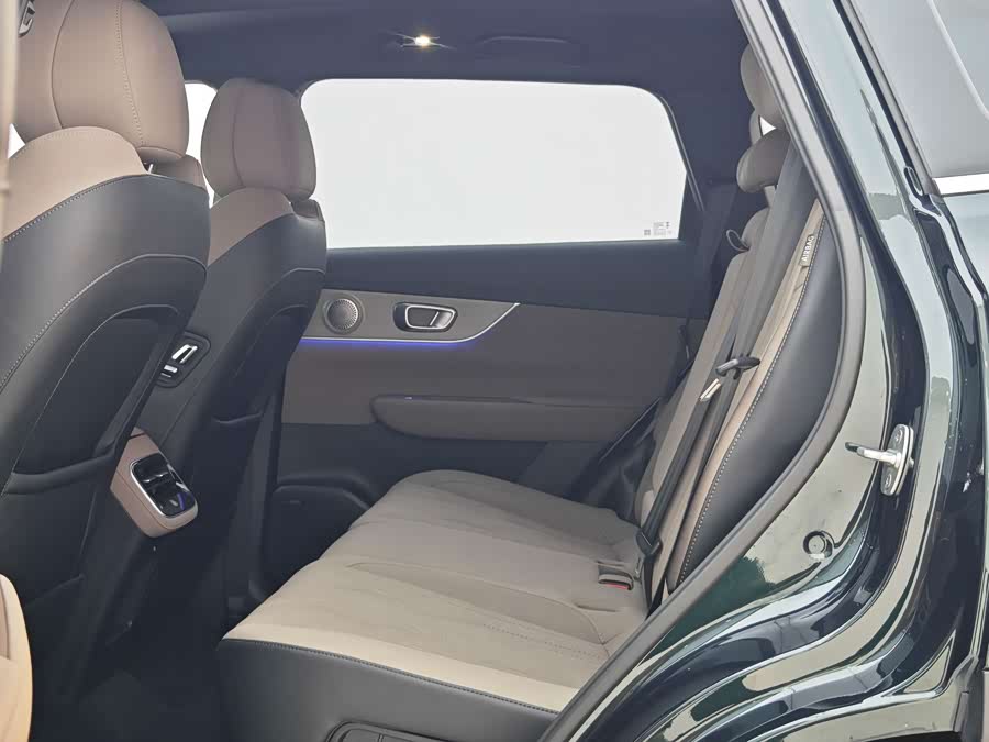 Chery Tiggo 8 Plus 2024 image de voiture #9