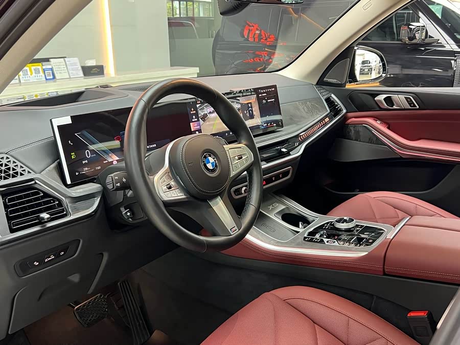 BMW X5 2023 #9 BMW X5 2023 صورة سيارة #9