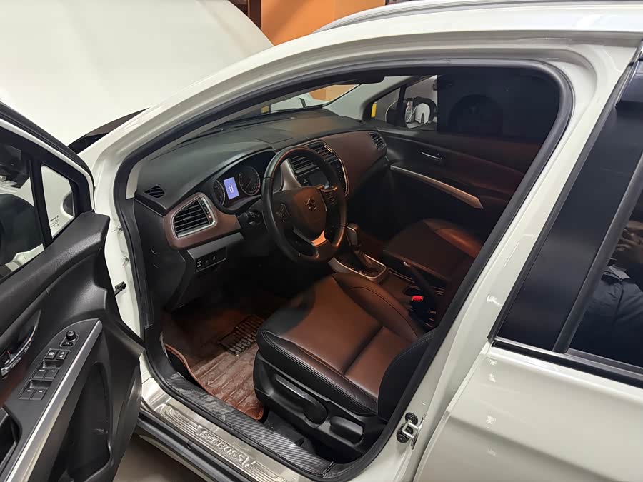 铃木 骁途 2017 汽车图片 #9