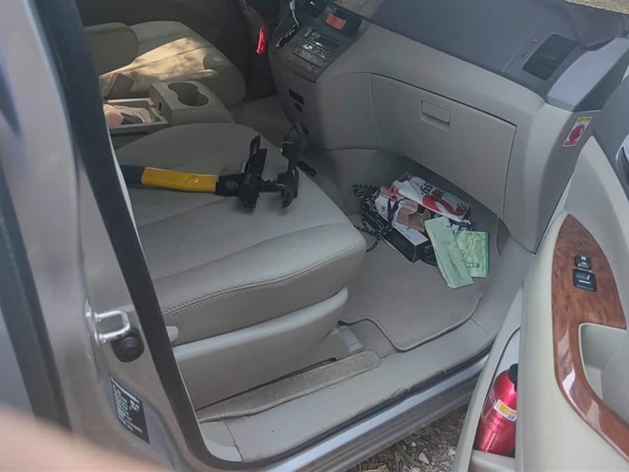 BYD M6 2016 #9 BYD M6 2016 car image #9