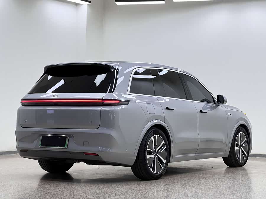 Li L8 2024 изображение автомобиля #9