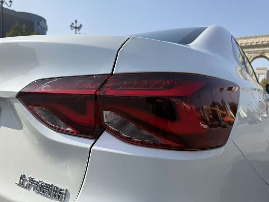 雪佛兰 科鲁泽 2023 汽车图片 #9