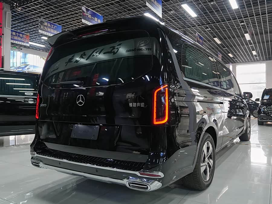 Mercedes-Benz Vito 2025 car image #9