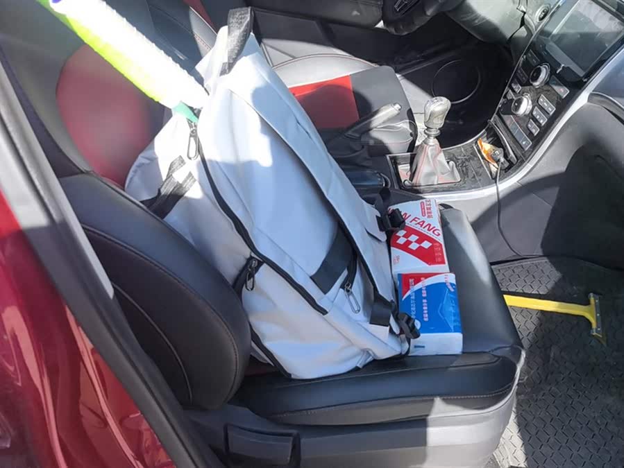 Haval H2 2014 car image #9