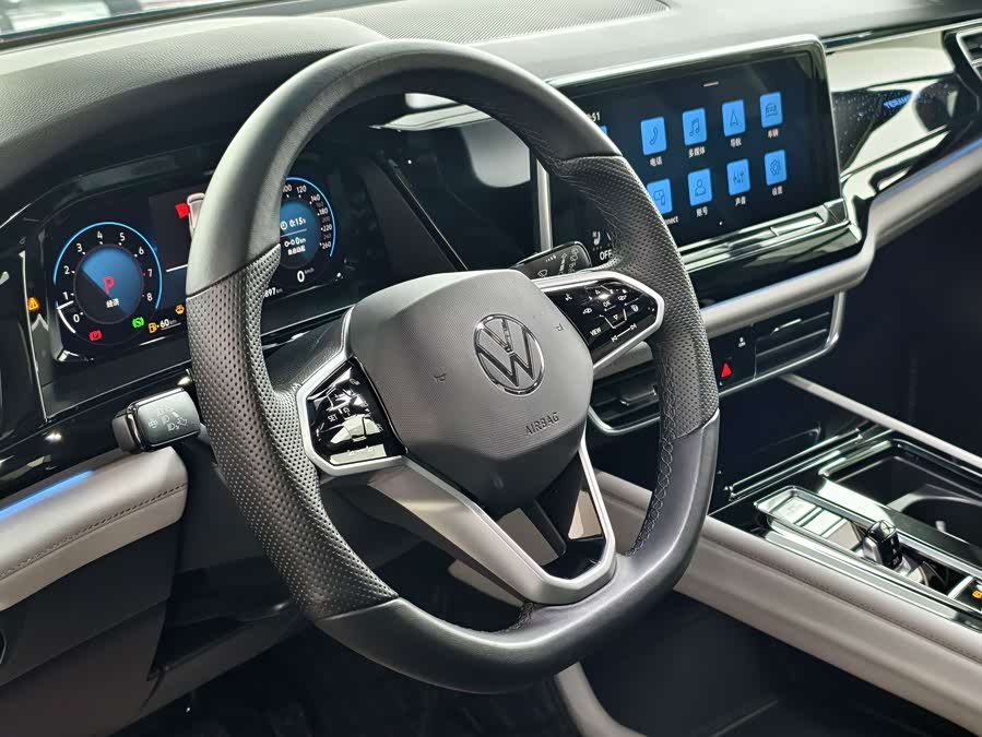 Volkswagen Teramont 2024 car image #9