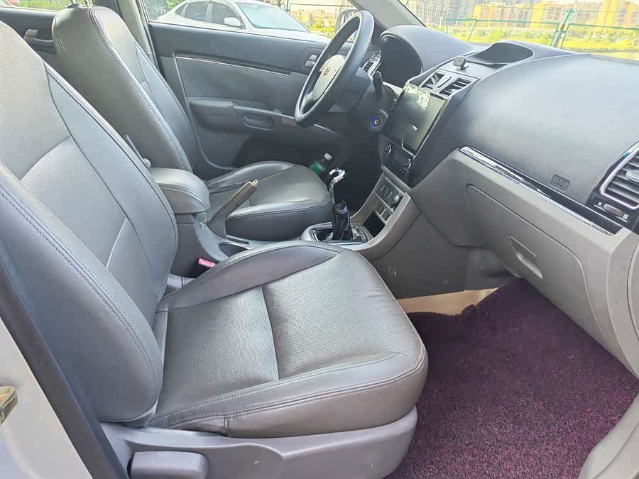 GEELY Emgrand Classic 2012 car image #9