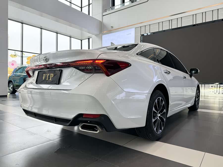 丰田 亚洲龙 2022 汽车图片 #9