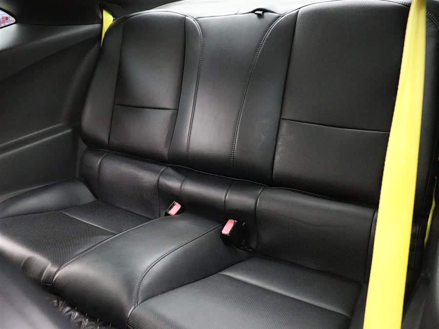 Chevrolet Camaro 2010 car image #9