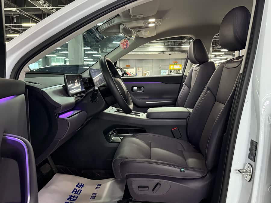 零跑汽车 零跑C10 2025 汽车图片 #9