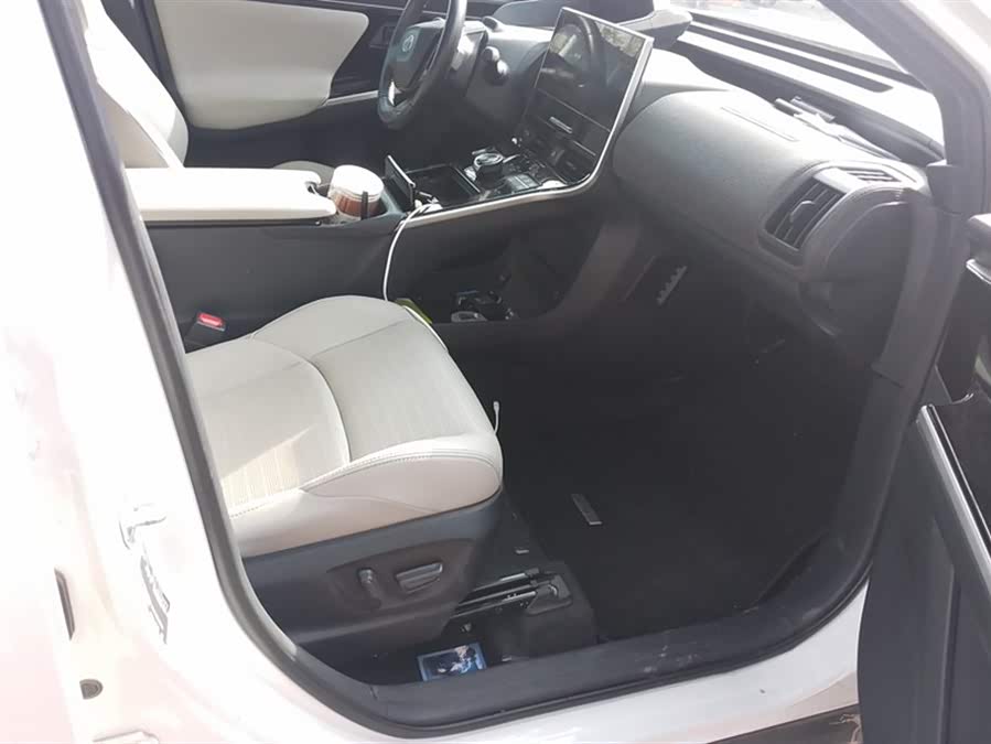 丰田 一汽丰田bZ4X 2023 汽车图片 #9