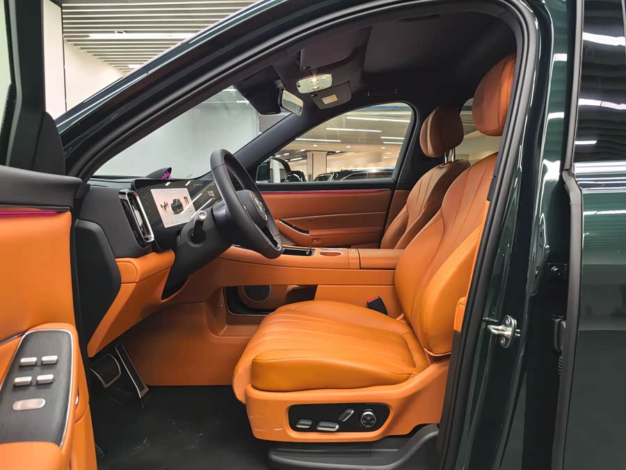 2025 car image #9