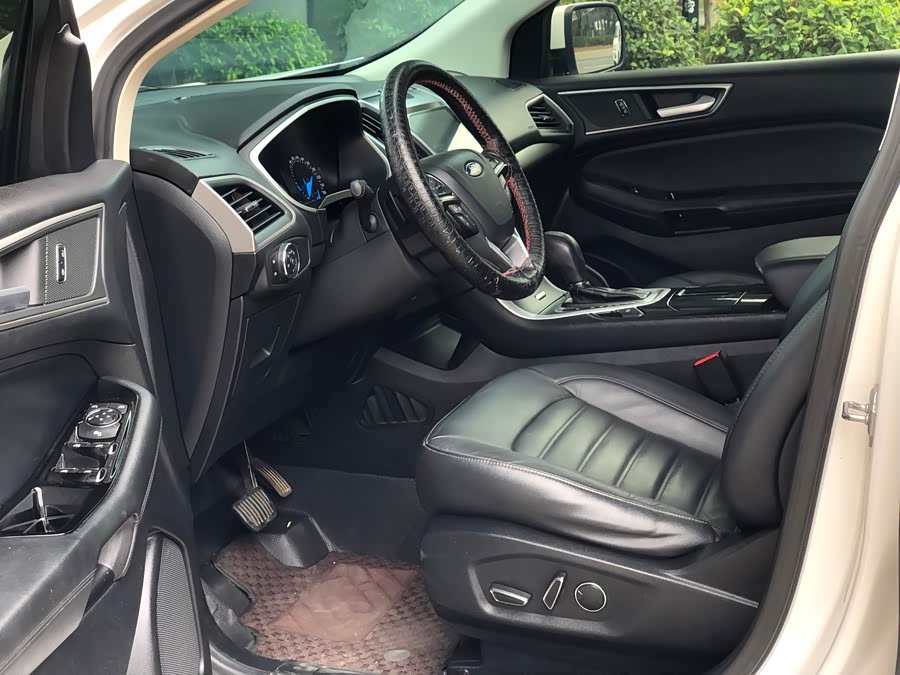 Ford Edge 2018 car image #9