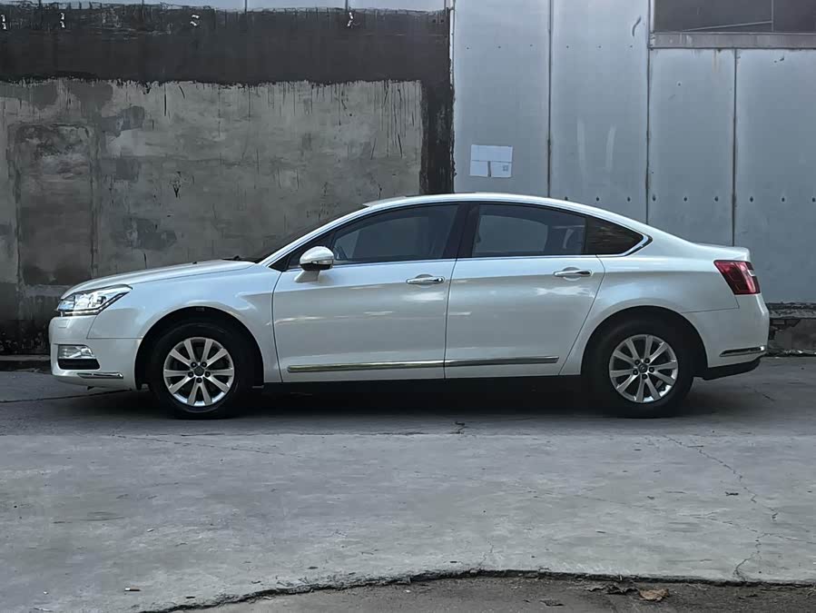 雪铁龙 雪铁龙C5 2015 汽车图片 #9