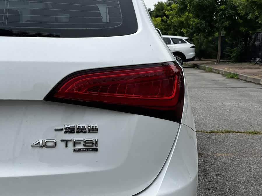 Audi Q5 2014 car image #9
