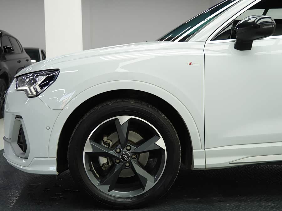 Audi Q3 2021 #9 Audi Q3 2021 car image #9