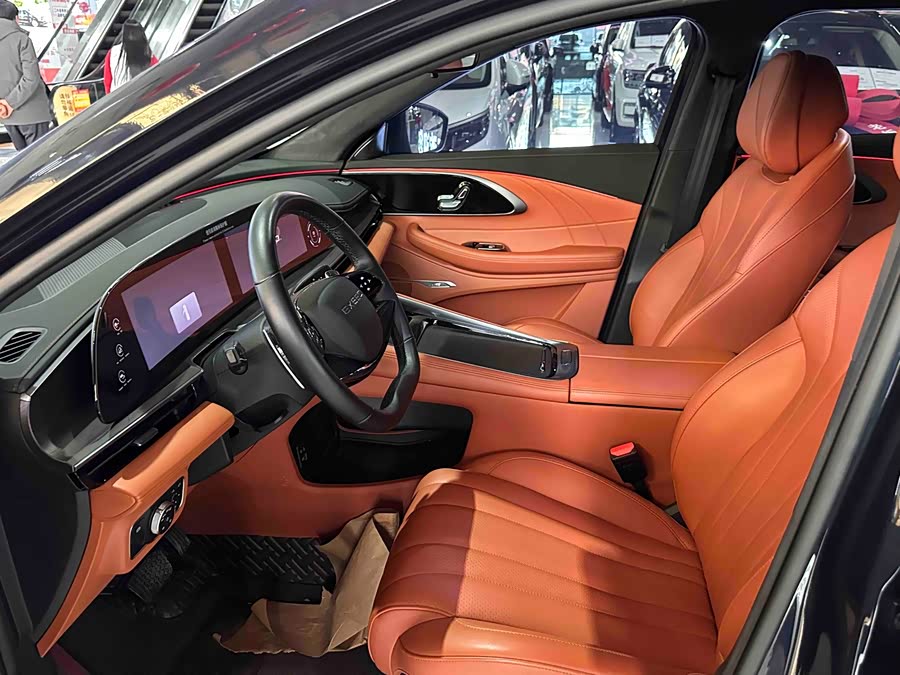 Exceed Lingyun 2024 image de voiture #9