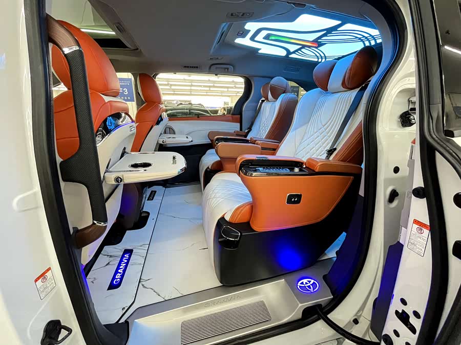 Toyota Granvia 2024 #9 Toyota Granvia 2024 immagine di auto #9