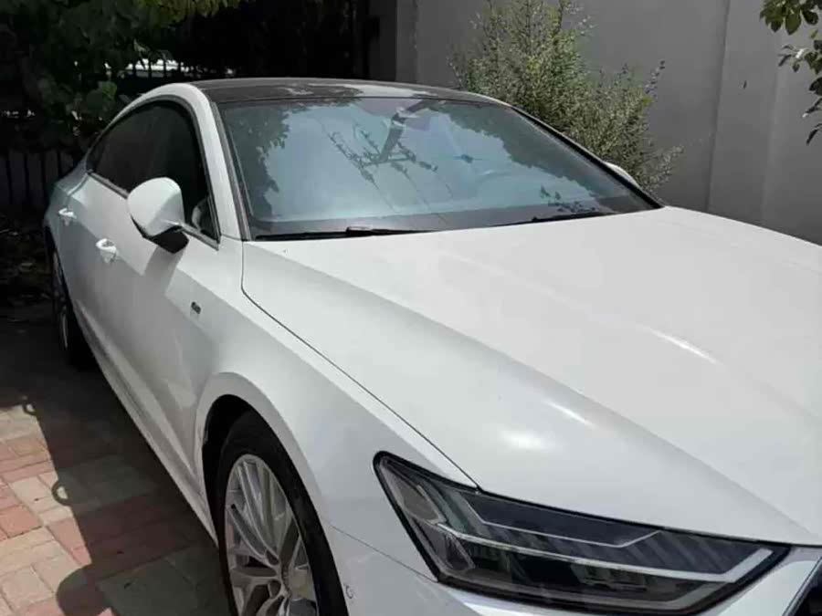 Audi A7 2021 car image #9