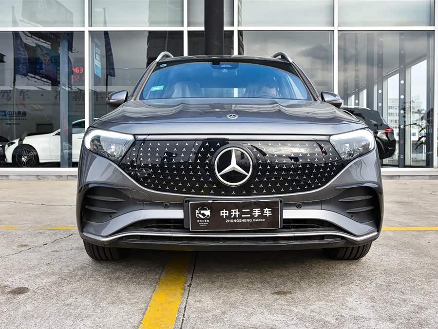 Mercedes-Benz EQB Class 2025 immagine di auto #9