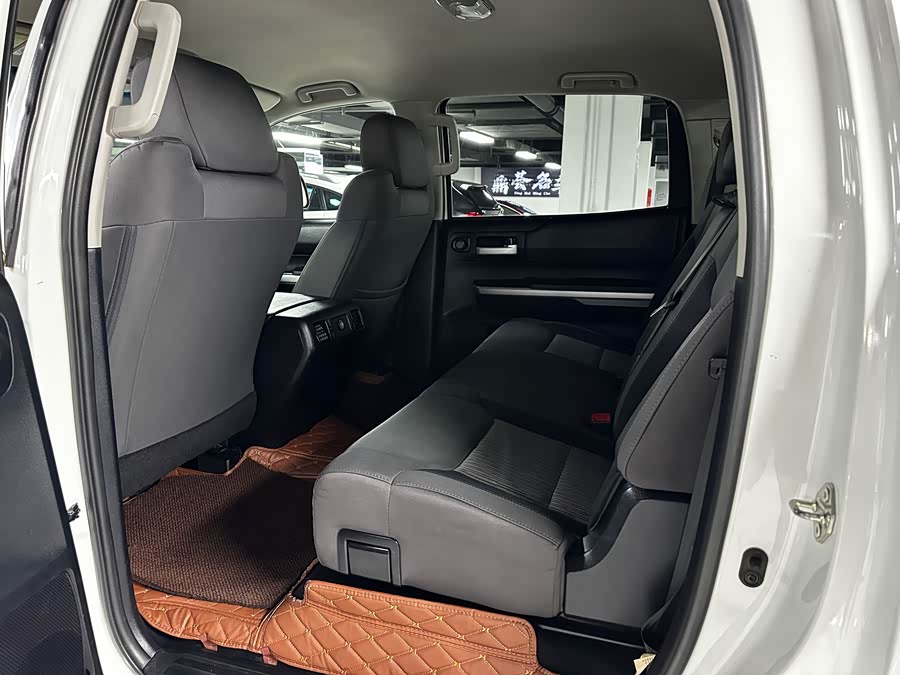 Toyota Tundra 2014 immagine di auto #9