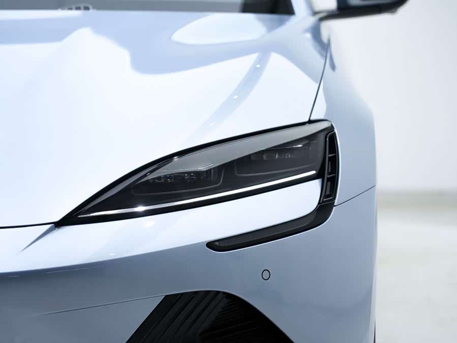 BYD Seal 2022 car image #9