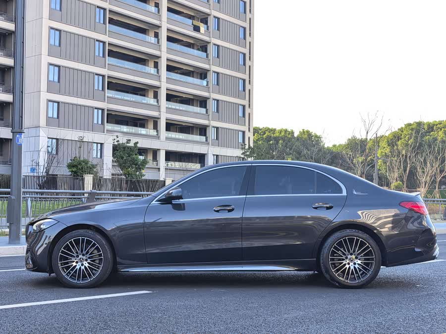 Mercedes-Benz C Class 2023 image de voiture #9