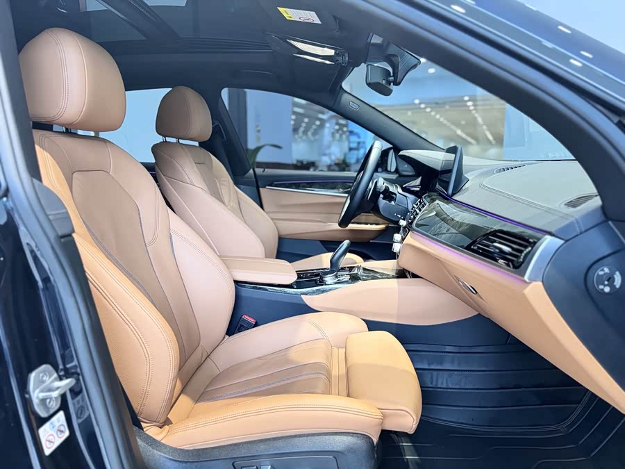 BMW 6 Series GT 2024 car image #9