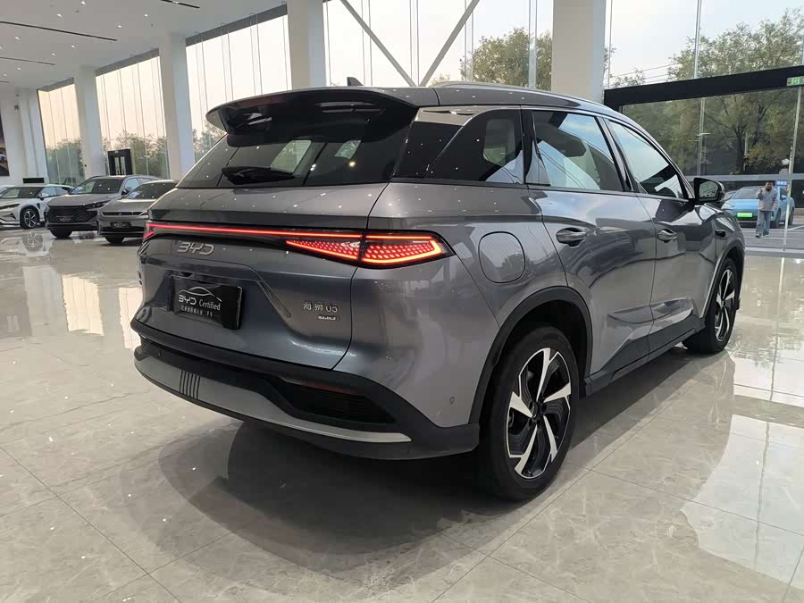 BYD Sea Lion 05 DM-i 2025 #9 BYD Sea Lion 05 DM-i 2025 car image #9