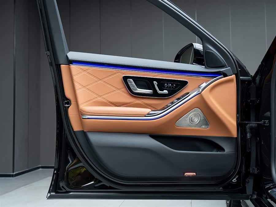 Mercedes-Benz S AMG New Energy 2024 صورة سيارة #9