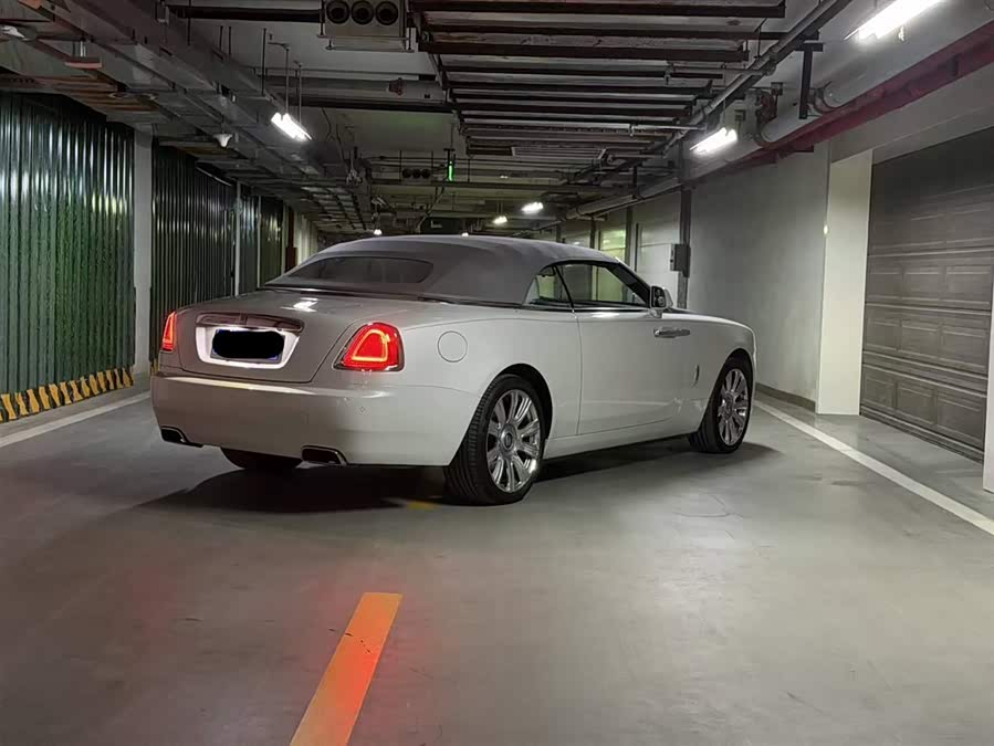 Rolls-Royce Dawn 2018 car image #9