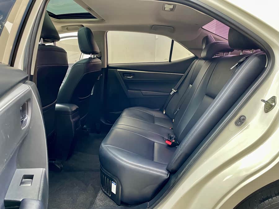 丰田 卡罗拉 2018 汽车图片 #9