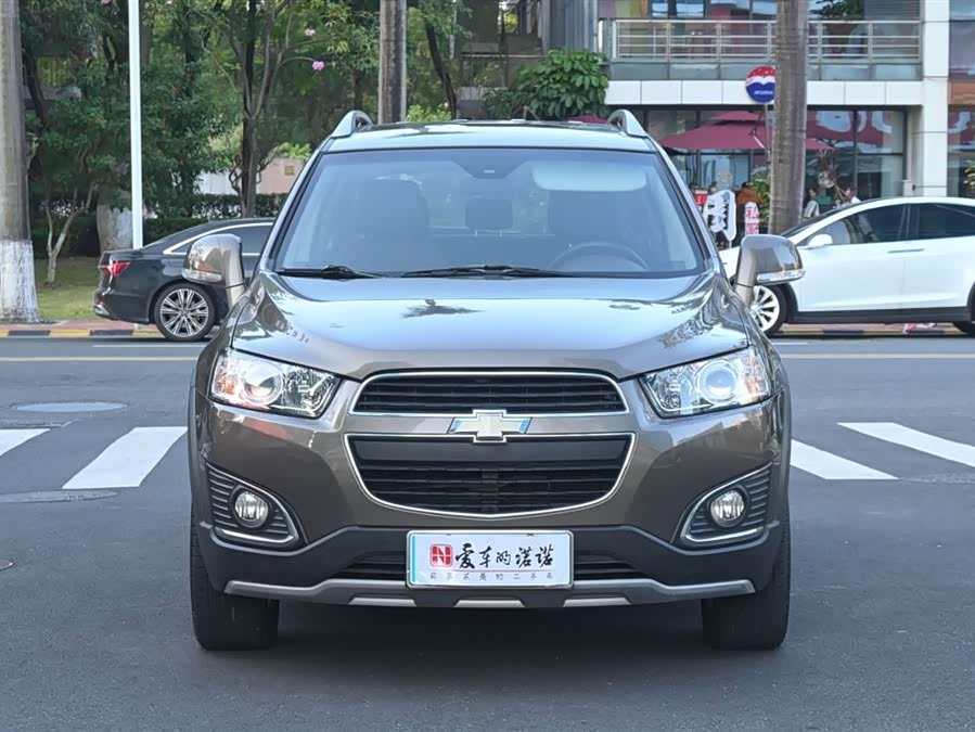 Chevrolet Captiva 2016 imagen de coche #9