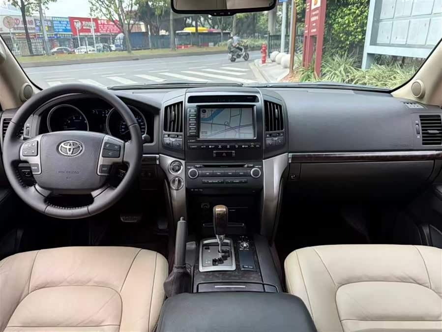 丰田 兰德酷路泽 2008 汽车图片 #9