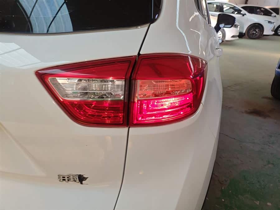 Changan CS15 2018 #9 Changan CS15 2018 immagine di auto #9