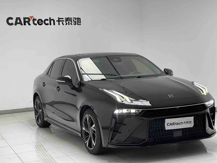 Lynk & Co 03 2022 car image #9