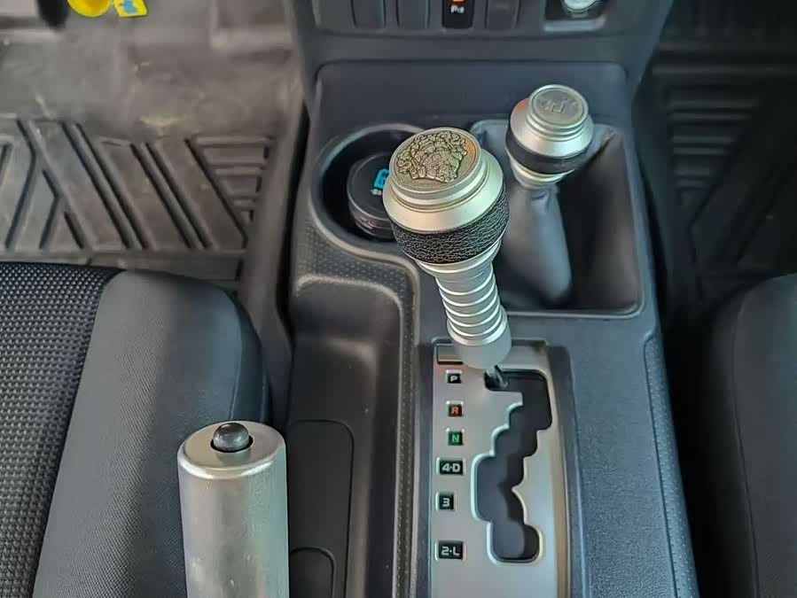 Toyota FJ Cruiser 2018 #9 Toyota FJ Cruiser 2018 car image #9