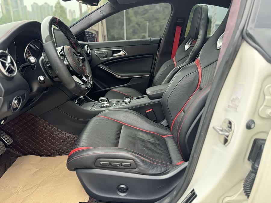 Mercedes-Benz CLA AMG 2015 image de voiture #9