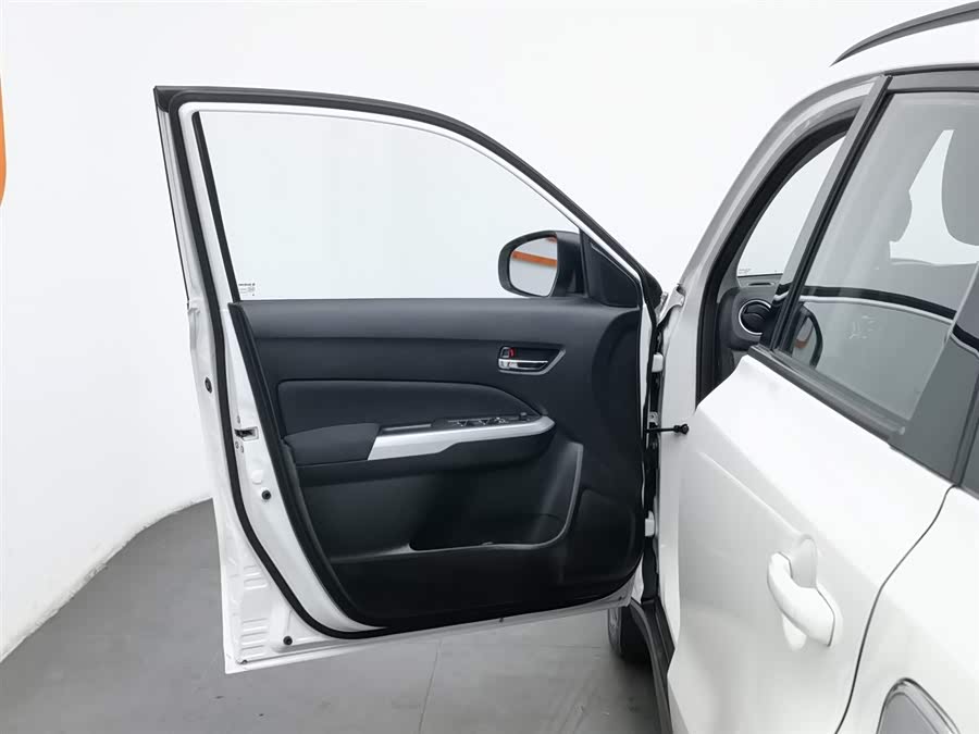 铃木 维特拉 2016 汽车图片 #9