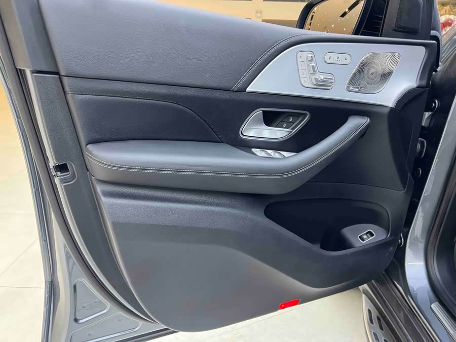 Mercedes-Benz GLE AMG 2023 immagine di auto #9