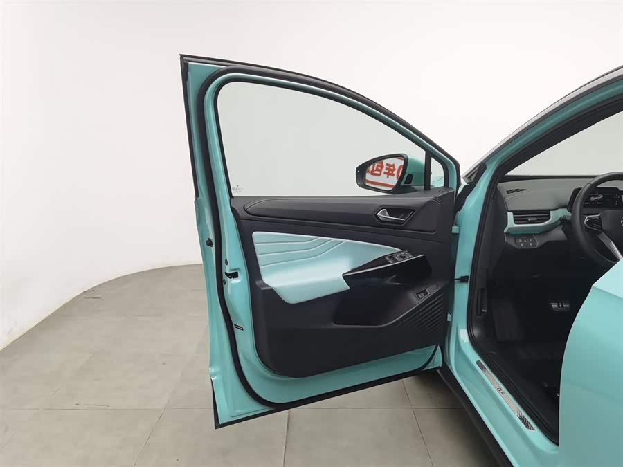 Volkswagen ID.4 X 2023 صورة سيارة #9