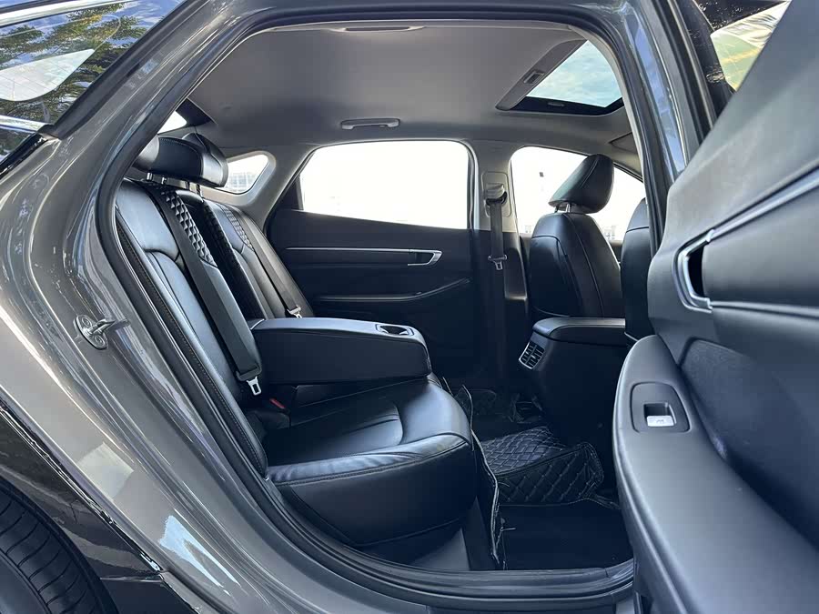 Hyundai Sonata 2020 immagine di auto #9