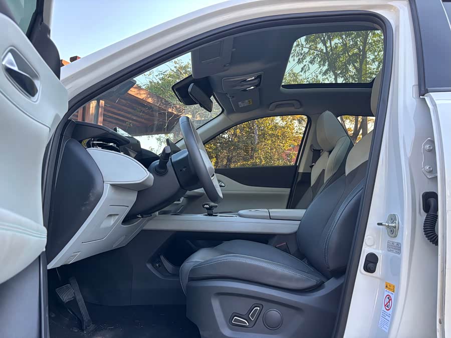 Changan UNI-Z 2024 car image #9