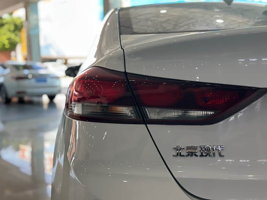 Hyundai Elantra AD 2019 car image #9